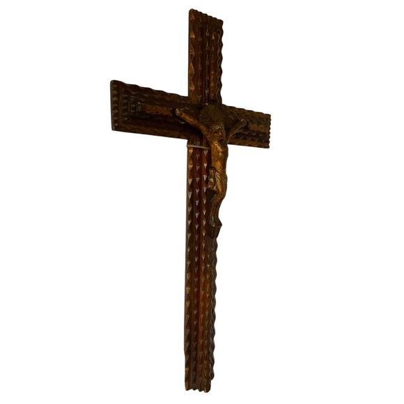Vintage Tramp Art Trench Wooden Crucifix Cross Jesus Christian Religious 15.5" - Picture 2 of 7